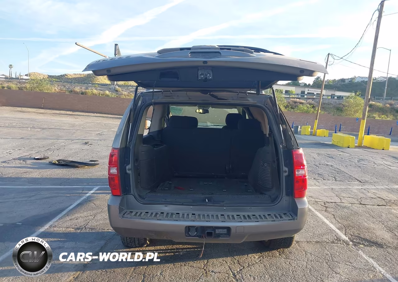 2007 Chevrolet Tahoe Ls VIN:1GNFC13097J404753 - 15