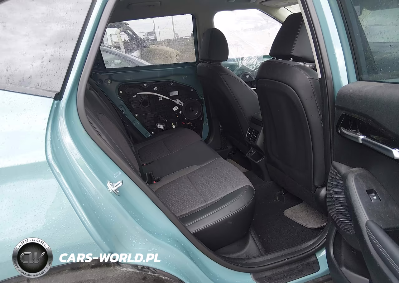 2025 Kia Seltos S VIN:KNDEUCAA1S7737432 - 8