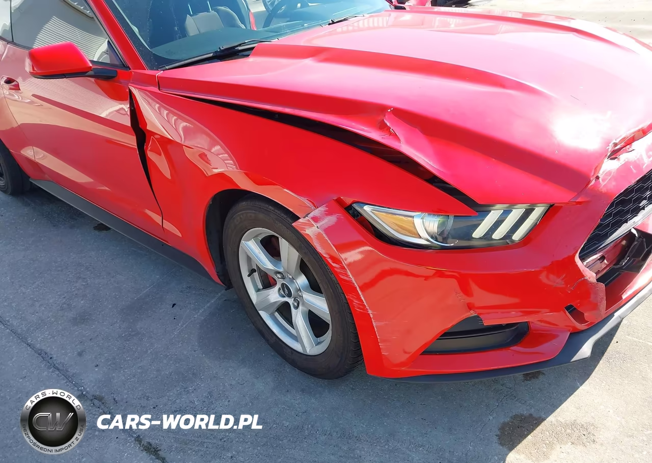 2016 Ford Mustang V6 VIN:1FA6P8AM0G5325739 - 6