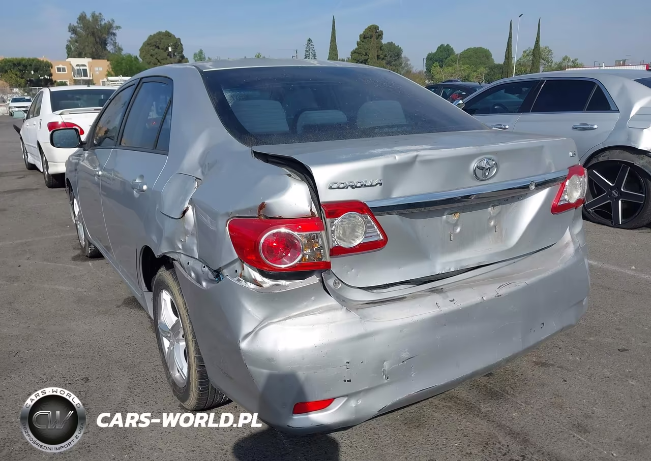 2011 Toyota Corolla Le VIN:JTDBU4EE6B9127035 - 3