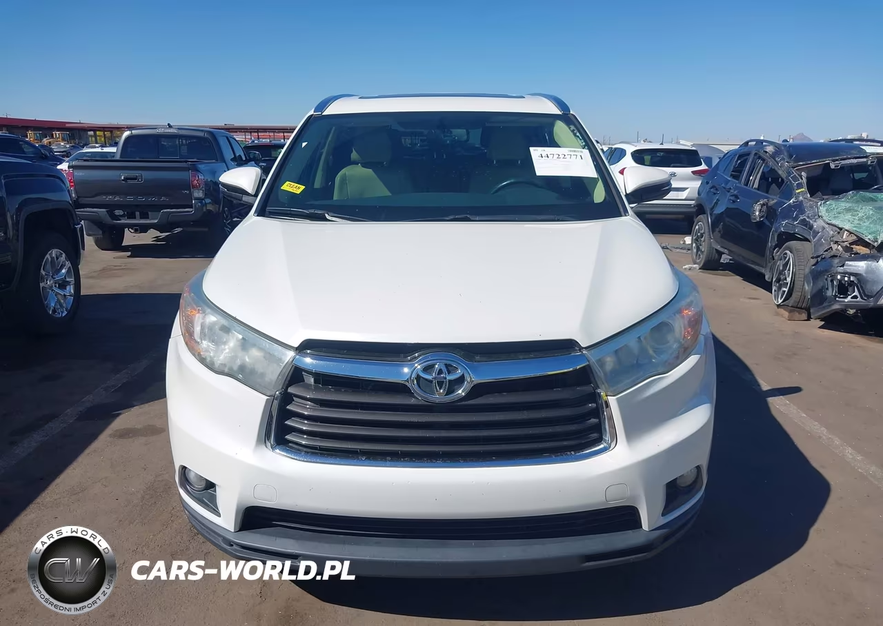 2015 Toyota Highlander Xle V6 VIN:5TDKKRFH8FS113222 - 12