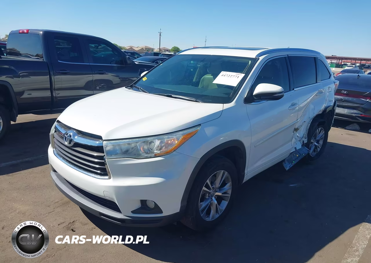 2015 Toyota Highlander Xle V6 VIN:5TDKKRFH8FS113222 - 2