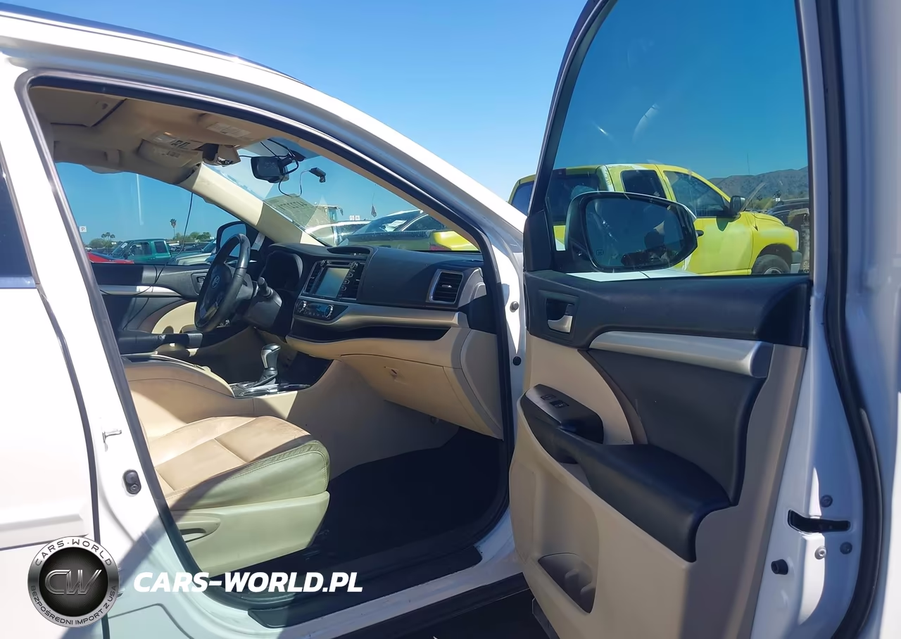 2015 Toyota Highlander Xle V6 VIN:5TDKKRFH8FS113222 - 5