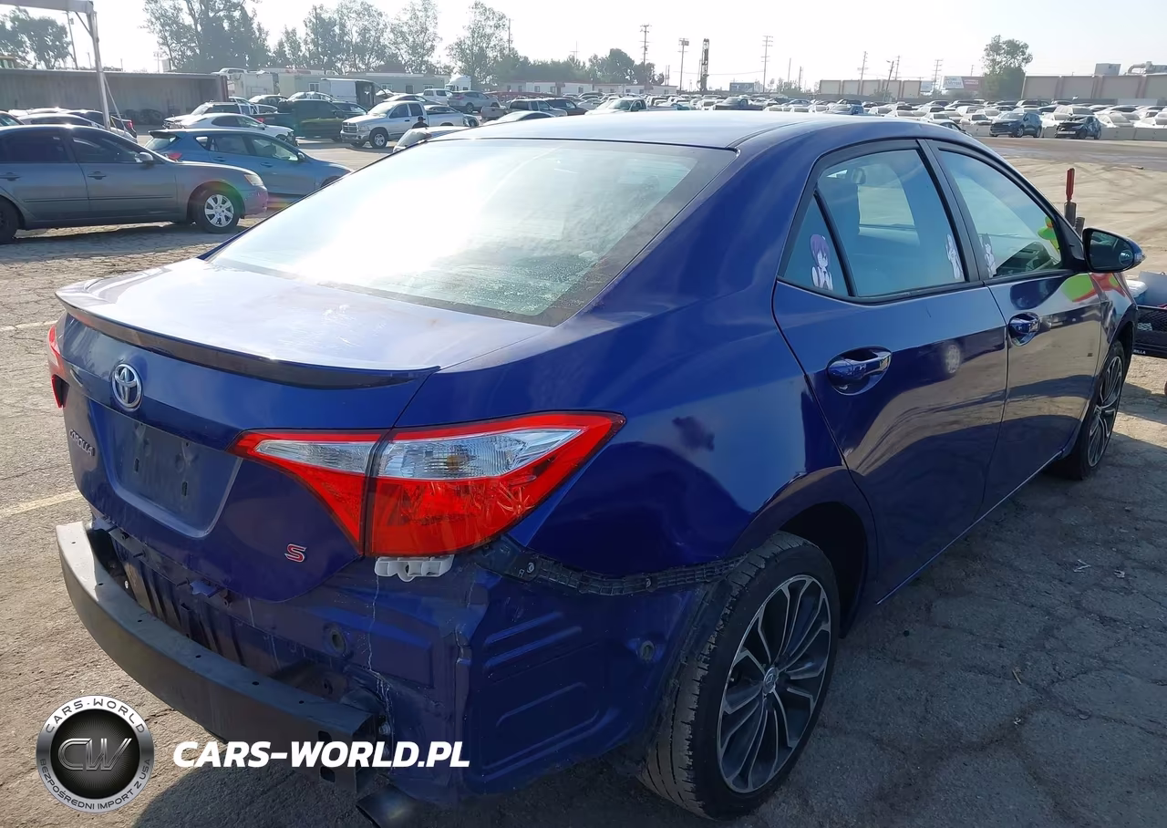 2015 Toyota Corolla S Plus VIN:5YFBURHE5FP319149 - 4