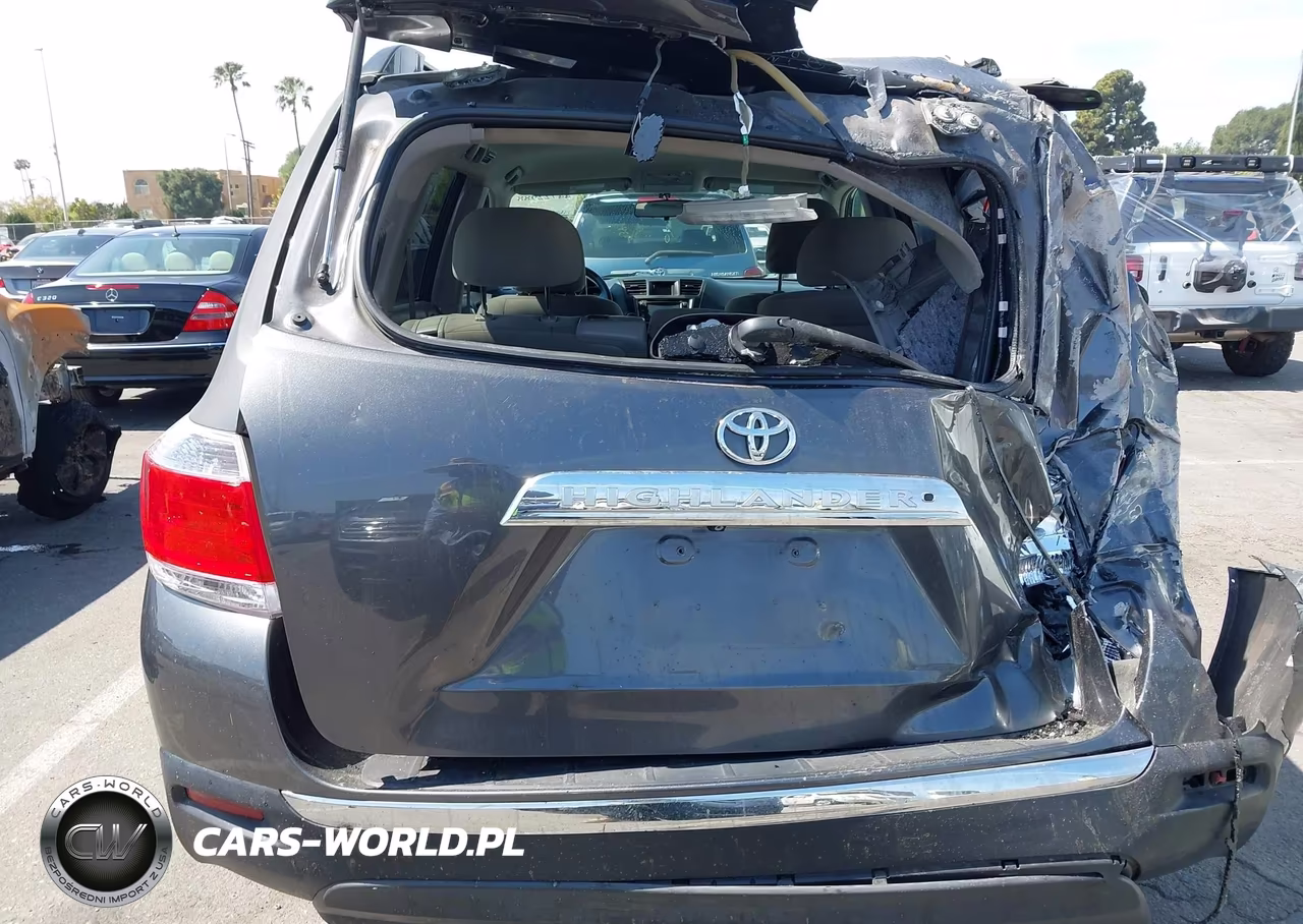 2013 Toyota Highlander Base Plus V6 VIN:5TDZK3EH1DS098900 - 16