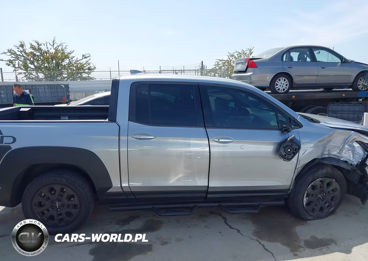 2023 Honda Ridgeline Sport VIN:5FPYK3F1XPB052415 - 13