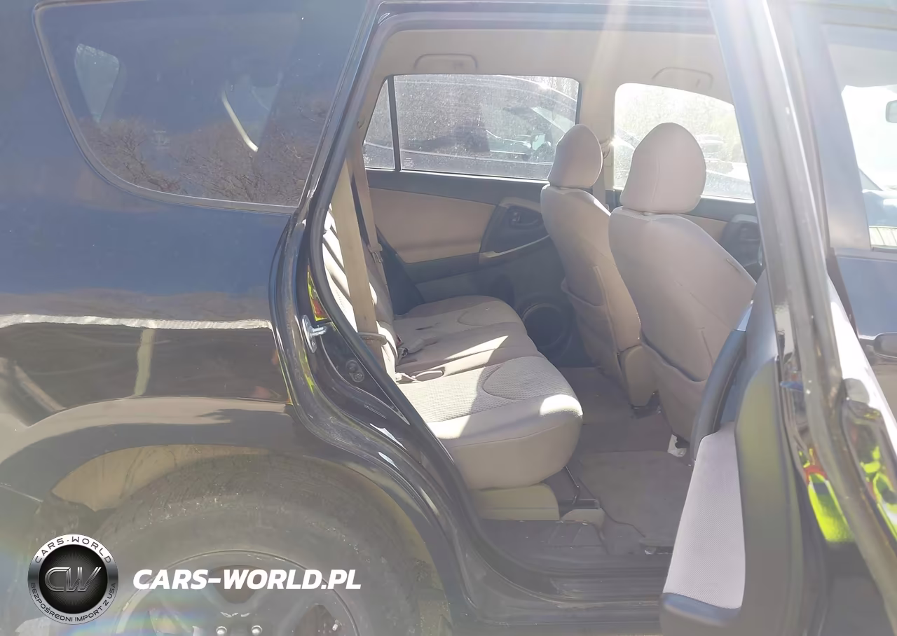 2007 Toyota Rav4 VIN:JTMZD33V975068461 - 8
