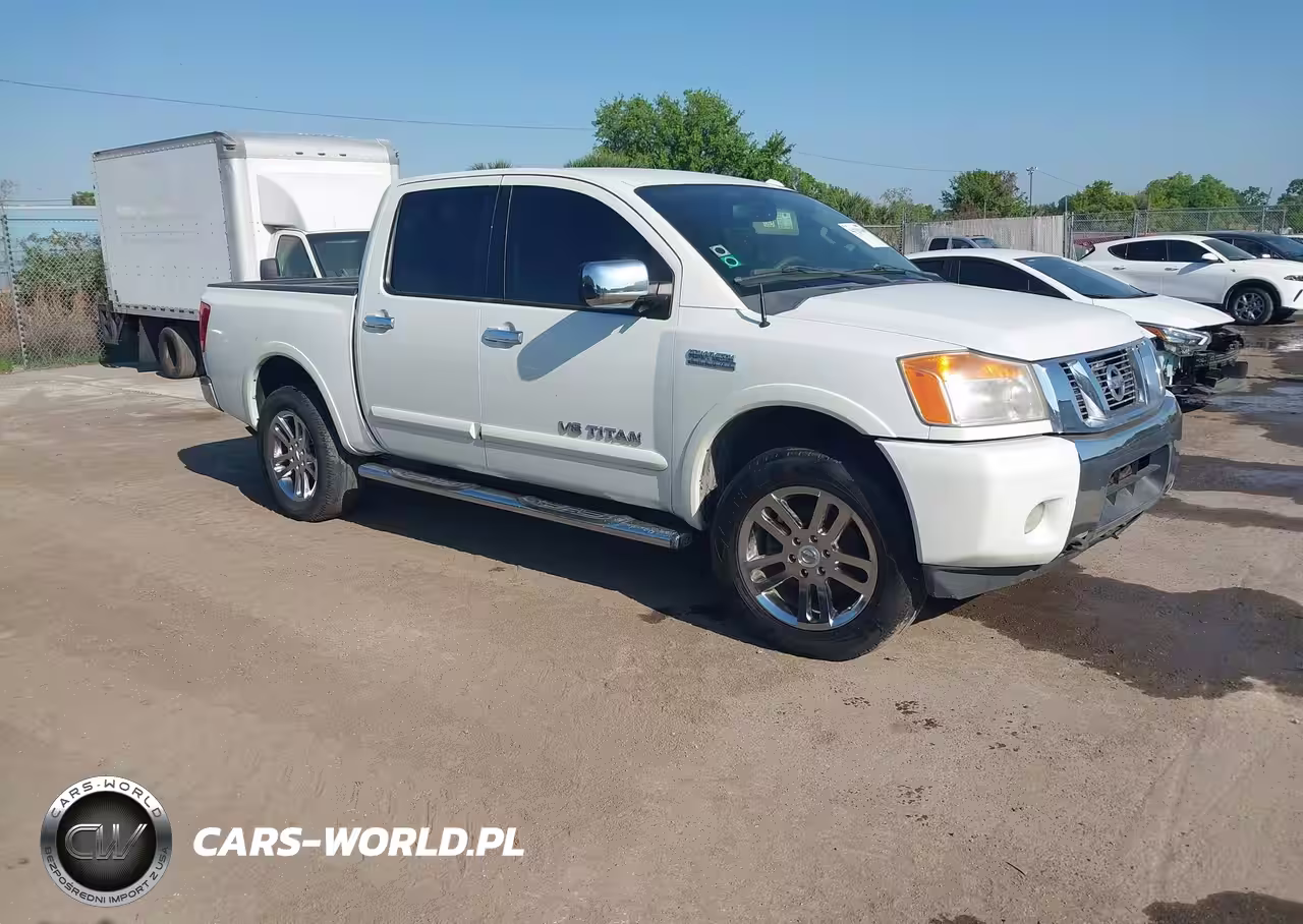 2014 Nissan Titan Sl