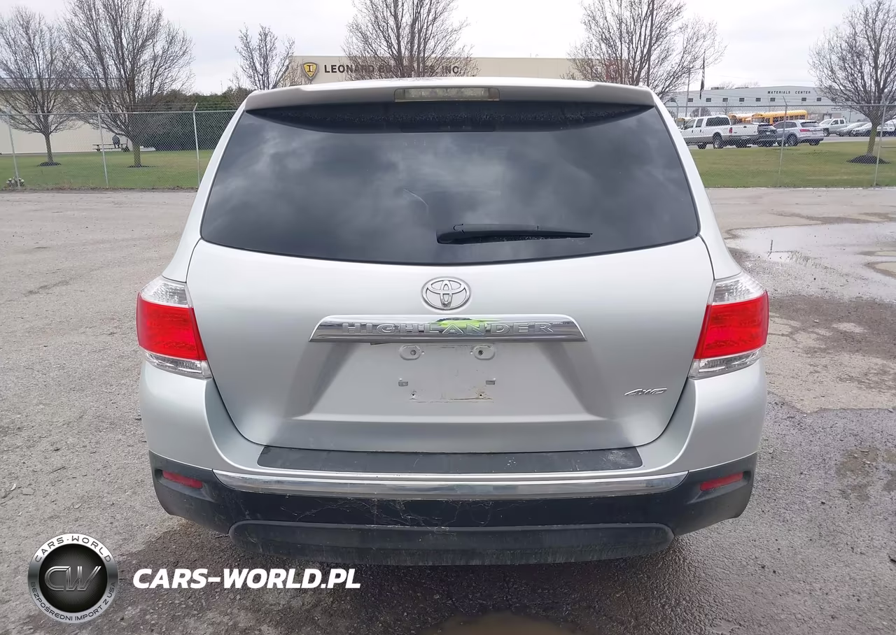 2013 Toyota Highlander Base V6 VIN:5TDBK3EH3DS253691 - 16