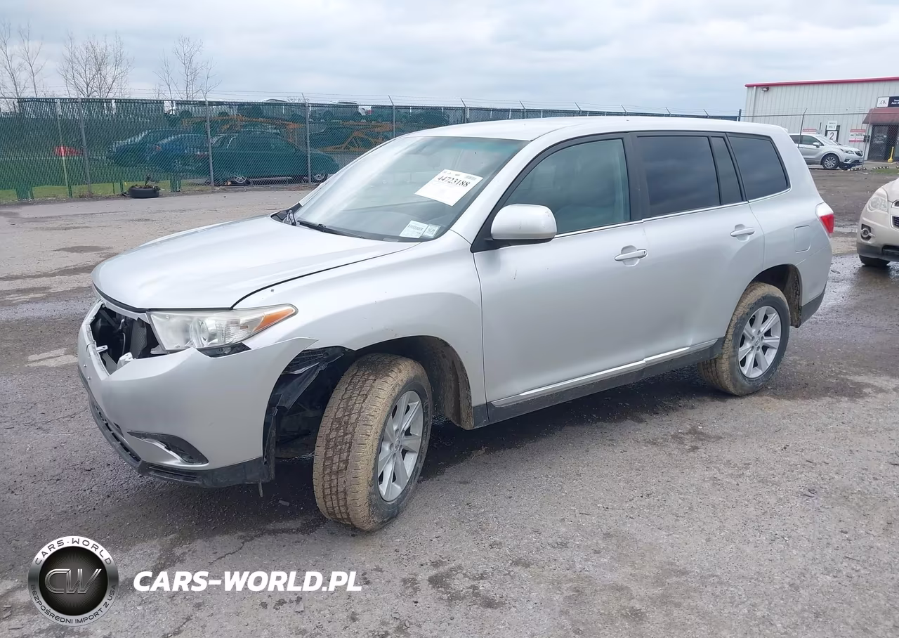 2013 Toyota Highlander Base V6 VIN:5TDBK3EH3DS253691 - 2