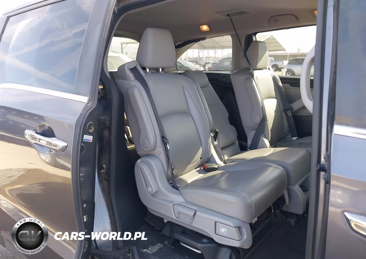 2018 Honda Odyssey Ex-L VIN:5FNRL6H78JB066723 - 8