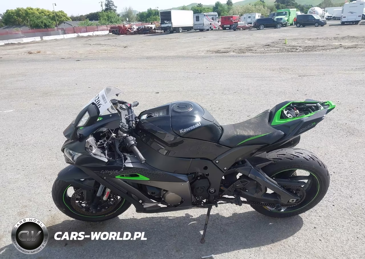 2018 Kawasaki Zx1000 R VIN:JKBZXVC18JA000415 - 13