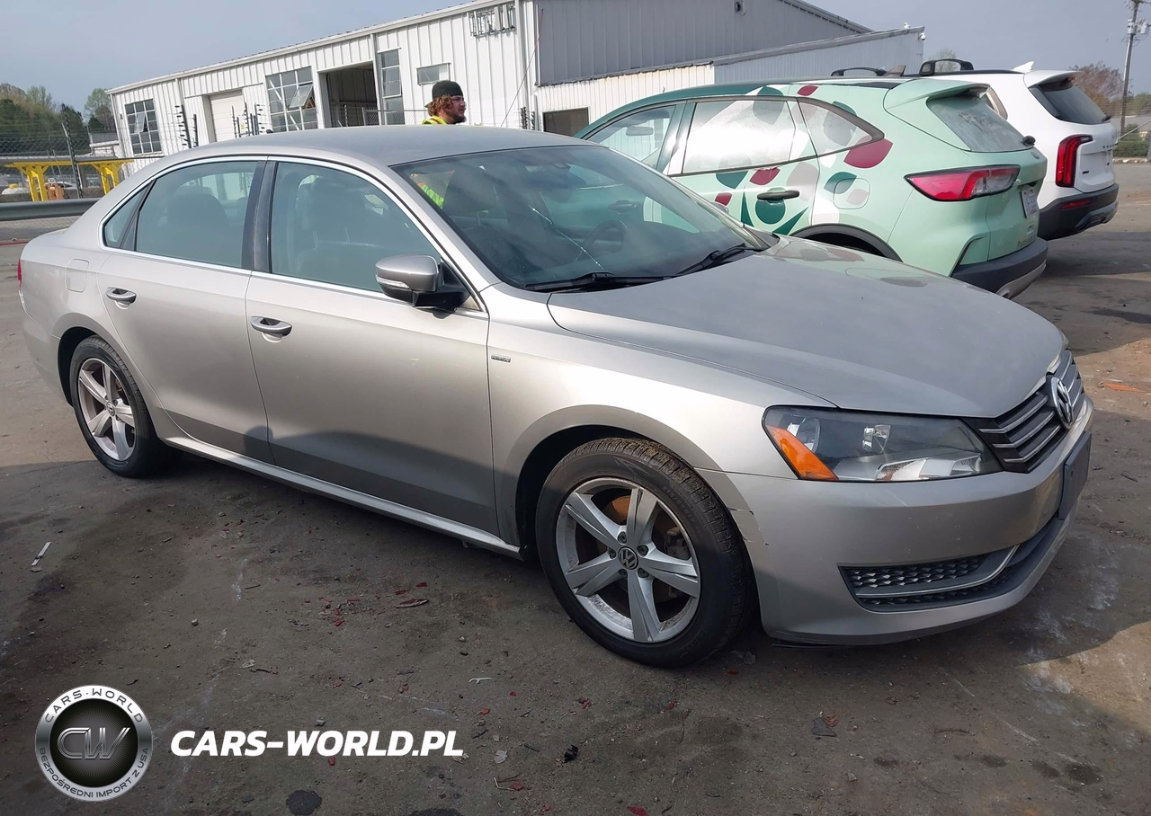 2014 Volkswagen Passat 1.8T Wolfsburg Edition