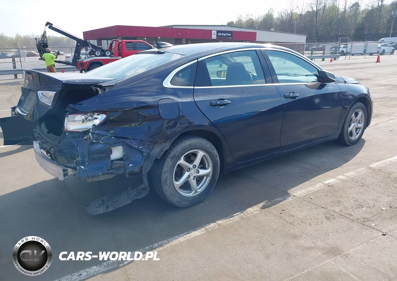 2017 Chevrolet Malibu Ls VIN:1G1ZB5ST4HF290783 - 4