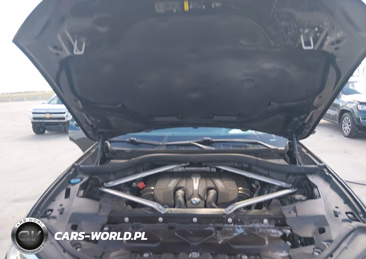 2019 BMW X5 xDrive50I VIN:5UXJU2C53KLN66164 - 10