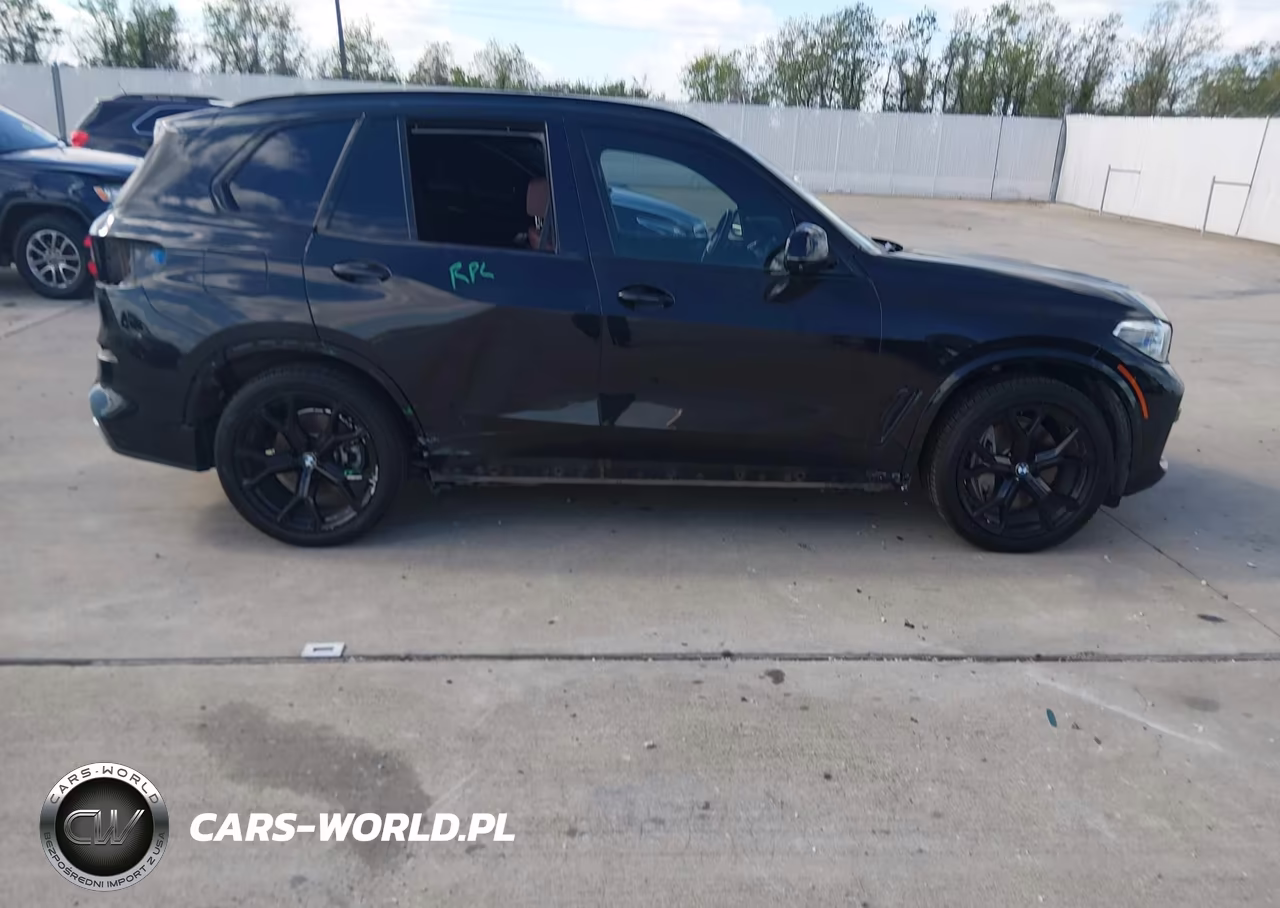 2019 BMW X5 xDrive50I VIN:5UXJU2C53KLN66164 - 13