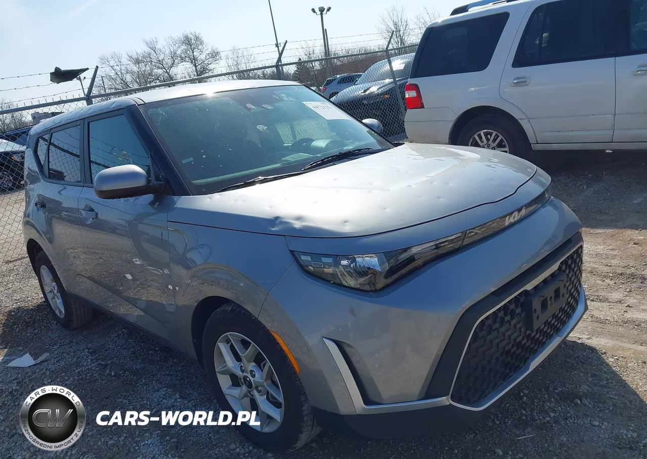 2025 Kia Soul Lx VIN:KNDJ23AU2S7923107 - 13
