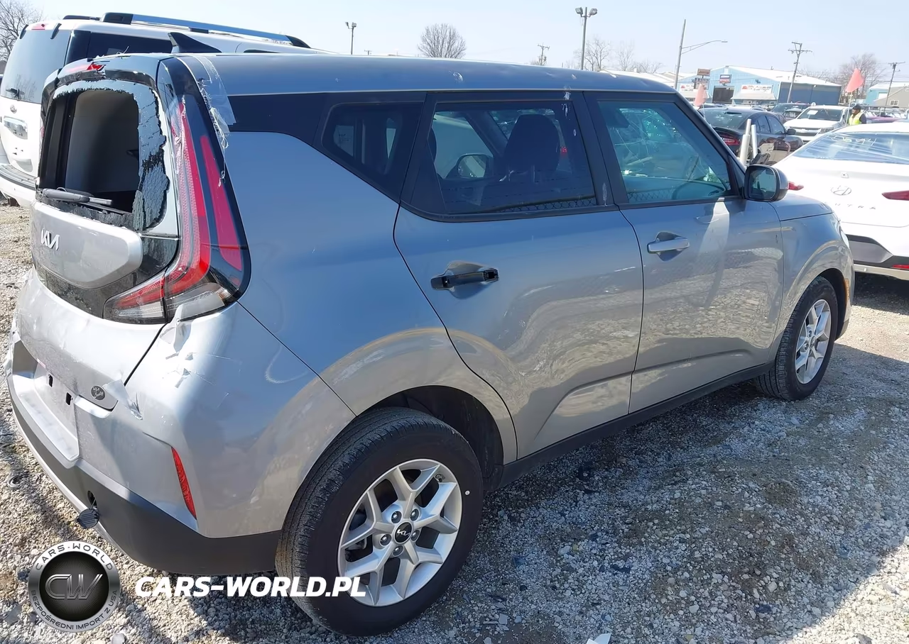 2025 Kia Soul Lx VIN:KNDJ23AU2S7923107 - 4