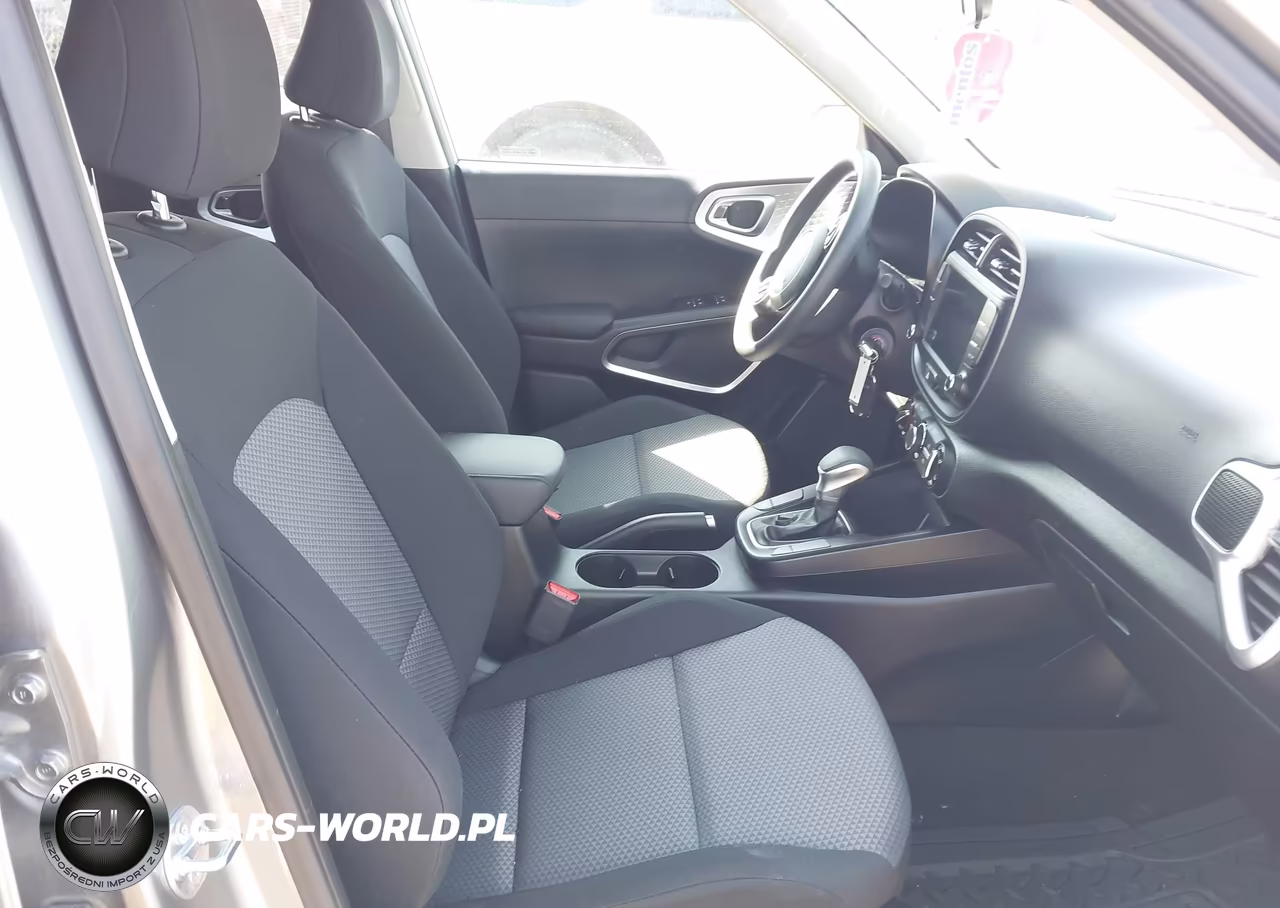 2025 Kia Soul Lx VIN:KNDJ23AU2S7923107 - 5