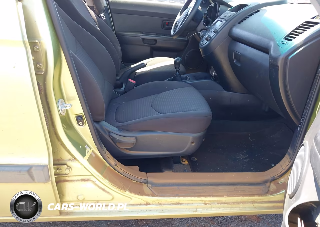 2012 Kia Soul VIN:KNDJT2A50C7400797 - 12
