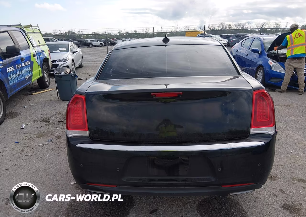 2016 Chrysler 300 Anniversary Edition VIN:2C3CCARG8GH278424 - 16
