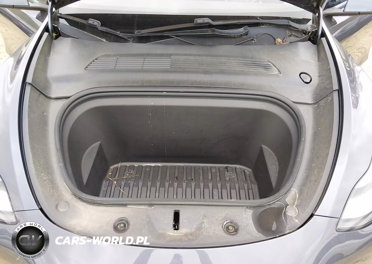 2020 Tesla Model Y Long Range Dual Motor All-Wheel Drive-Performance Dual Motor All-Wheel Drive VIN:5YJYGDEFXLF000628 - 10