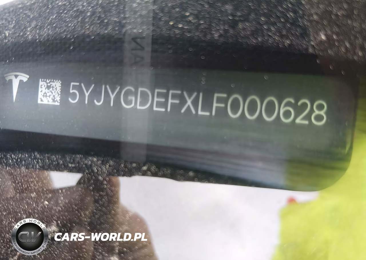 2020 Tesla Model Y Long Range Dual Motor All-Wheel Drive-Performance Dual Motor All-Wheel Drive VIN:5YJYGDEFXLF000628 - 19