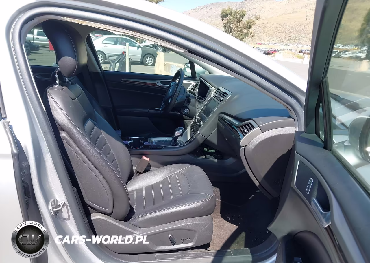 2014 Ford Fusion Se VIN:3FA6P0HD1ER218622 - 5