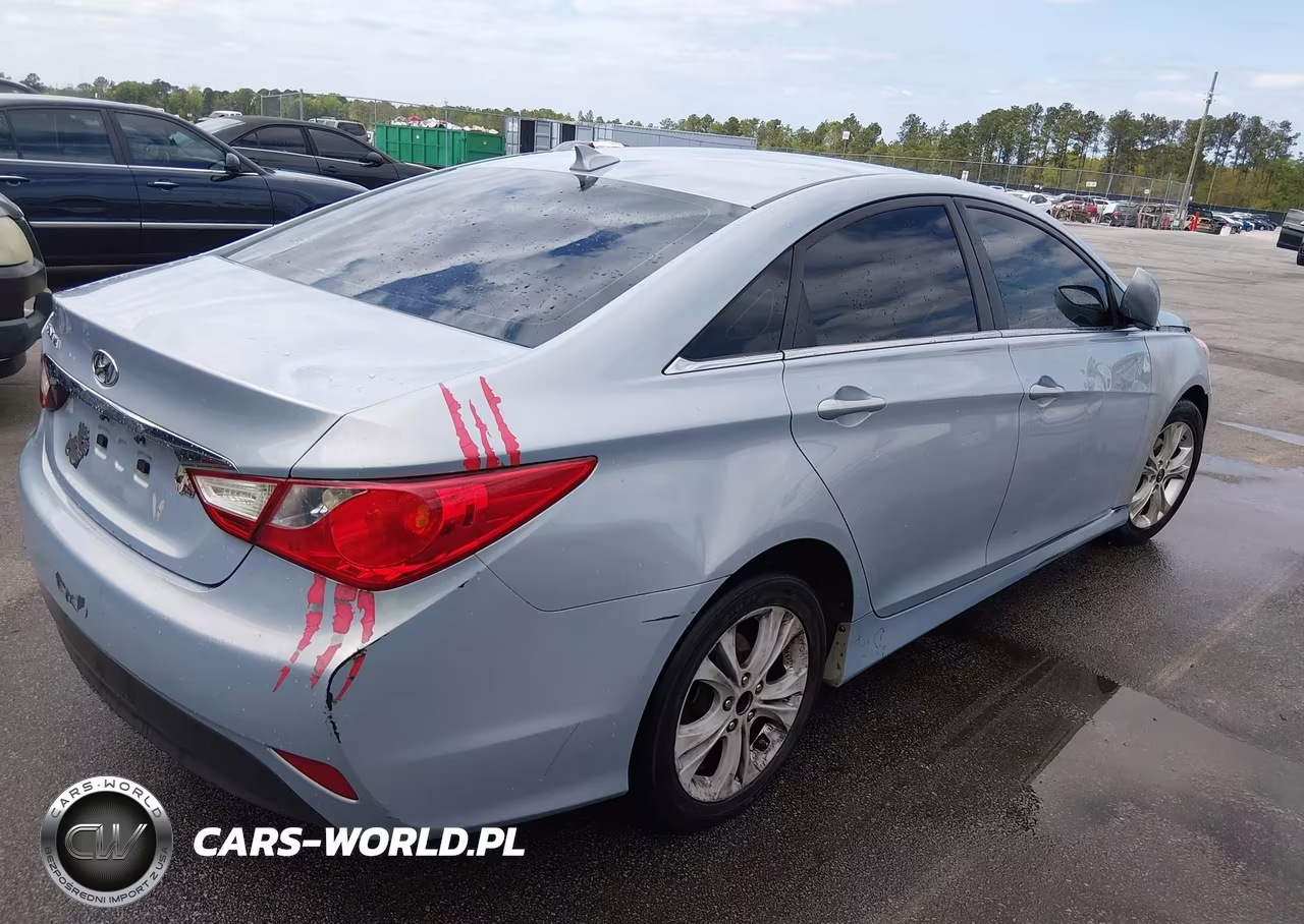 2014 Hyundai Sonata Gls VIN:5NPEB4AC1EH915773 - 4
