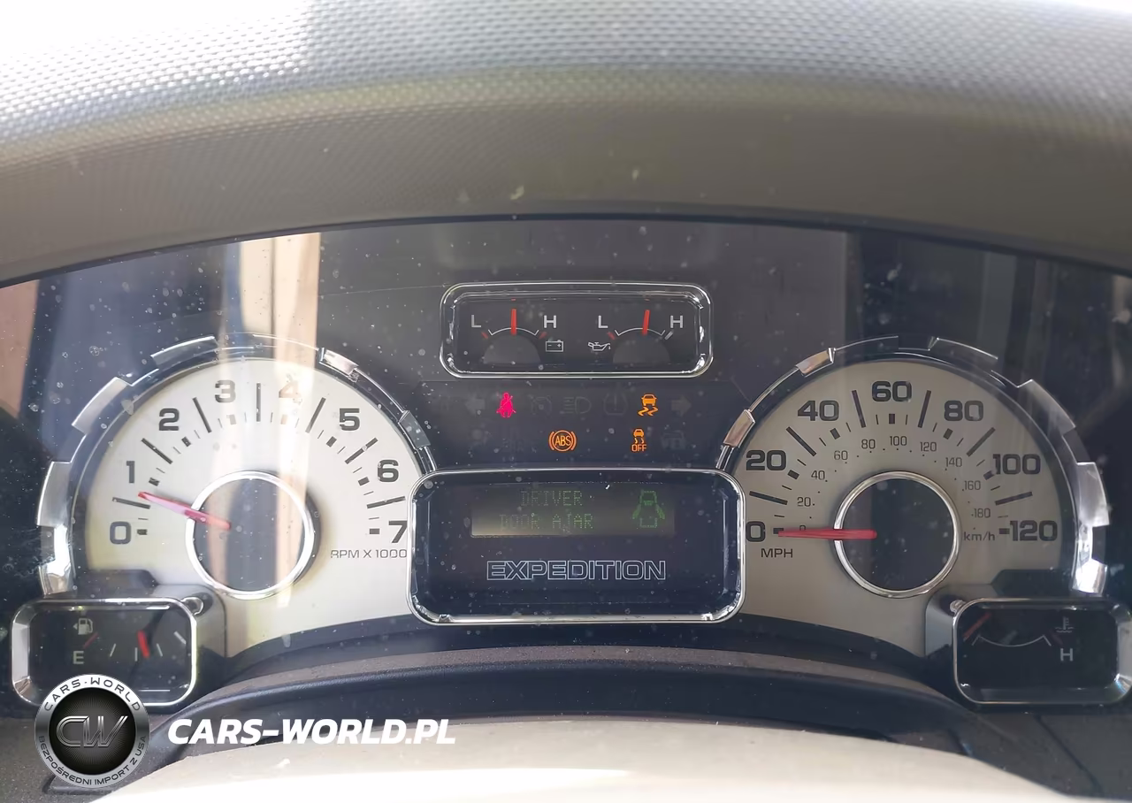 2012 Ford Expedition Xlt VIN:1FMJU1J57CEF47875 - 7