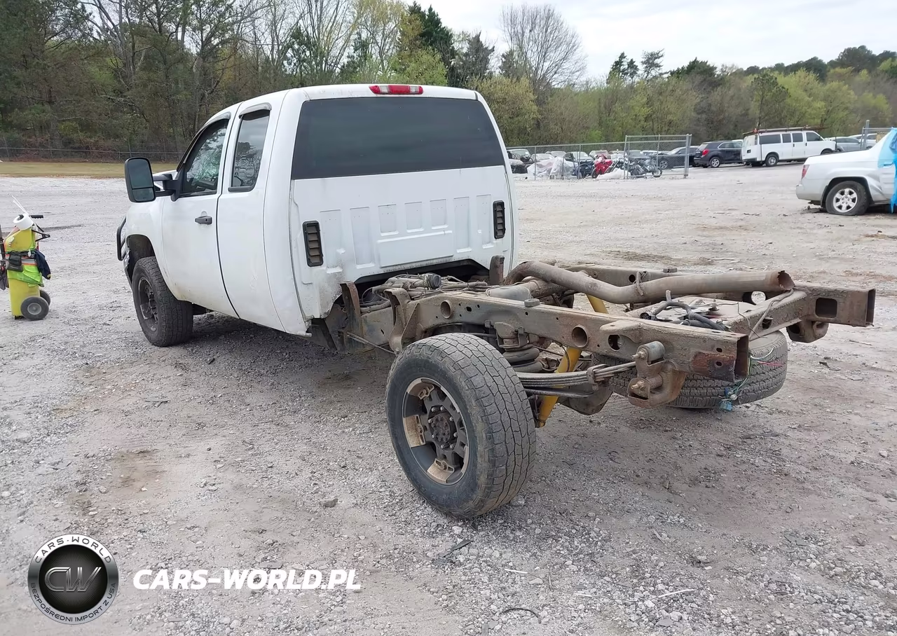 2013 Chevrolet Silverado 2500Hd Work Truck VIN:1GC2CVCG9DZ177444 - 3