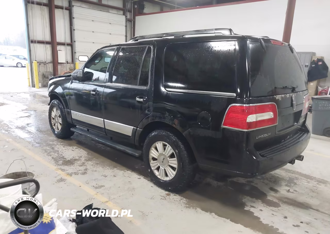 2008 Lincoln Navigator VIN:5LMFU285X8LJ22412 - 3