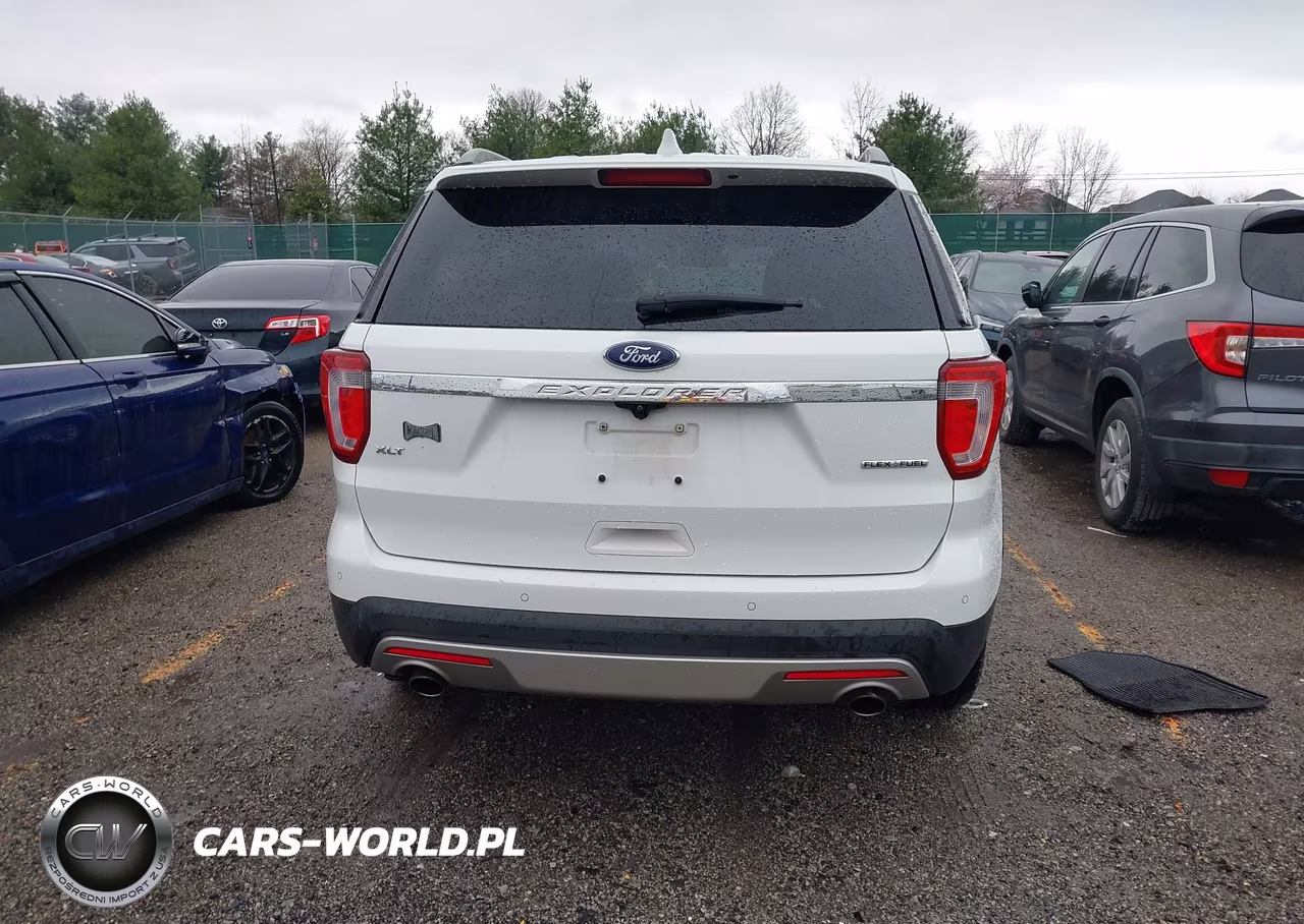 2016 Ford Explorer Xlt VIN:1FM5K7D83GGB96649 - 16