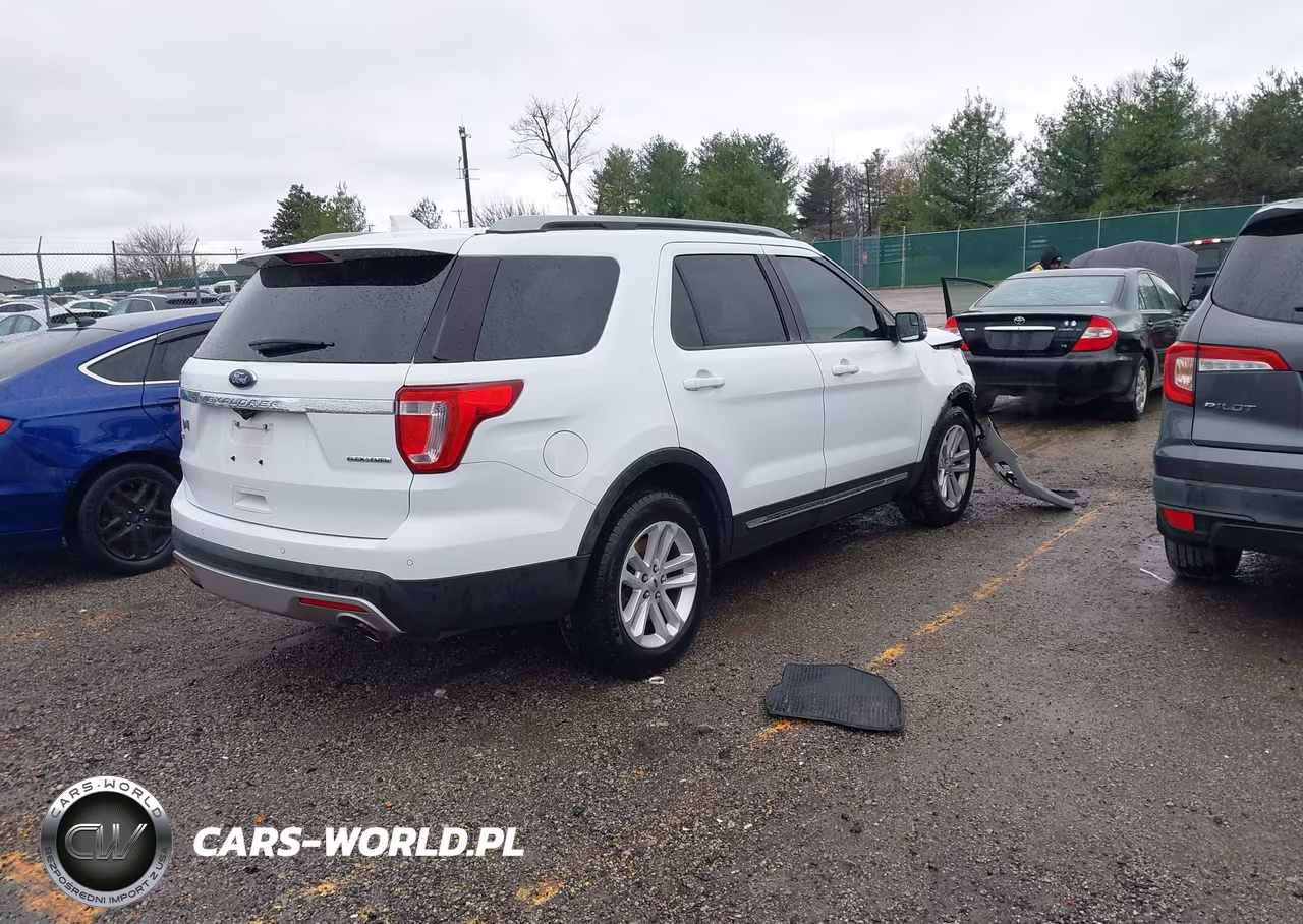 2016 Ford Explorer Xlt VIN:1FM5K7D83GGB96649 - 4