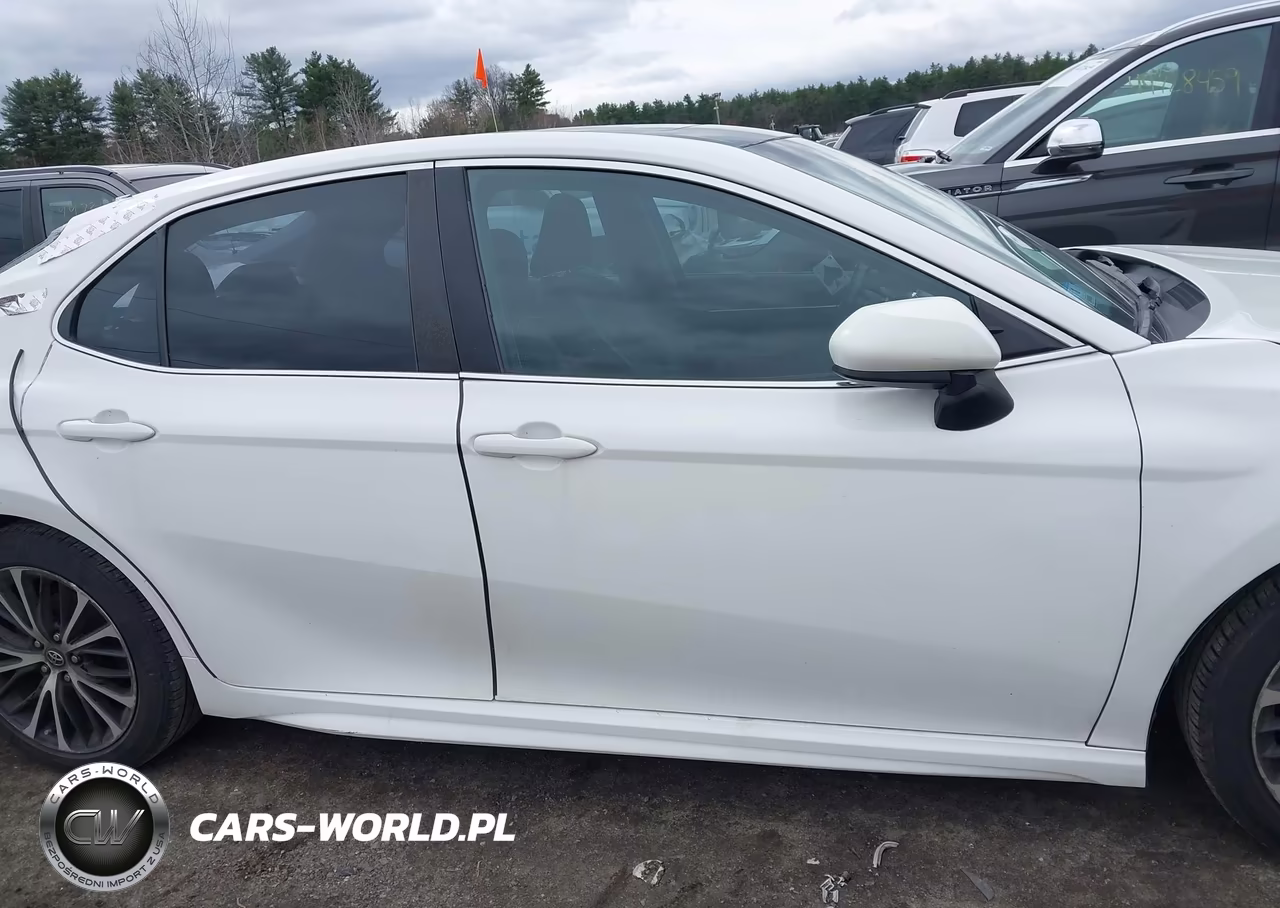 2018 Toyota Camry Se VIN:JTNB11HK4J3047626 - 13