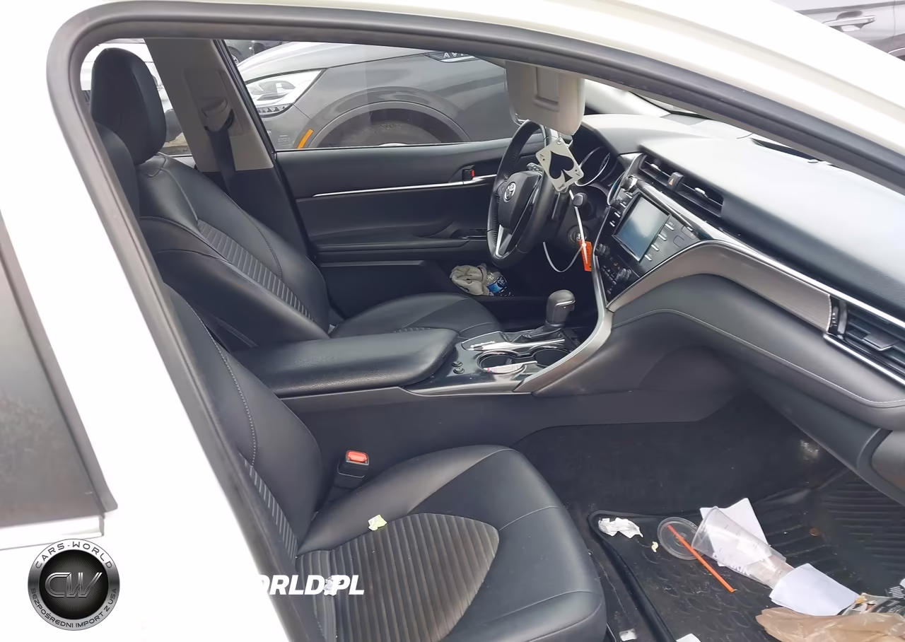 2018 Toyota Camry Se VIN:JTNB11HK4J3047626 - 5