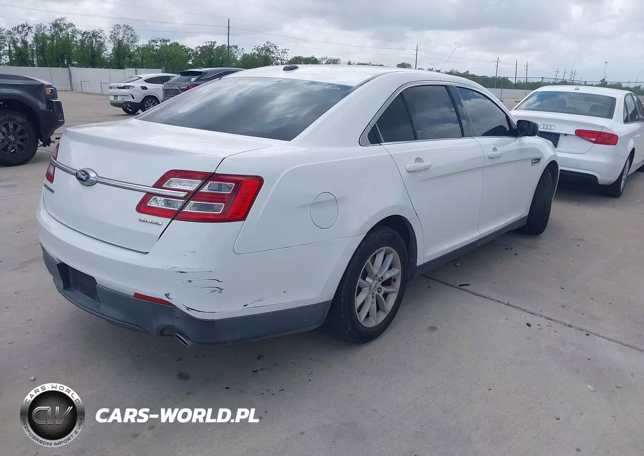 2015 Ford Taurus Se VIN:1FAHP2D88FG125912 - 4