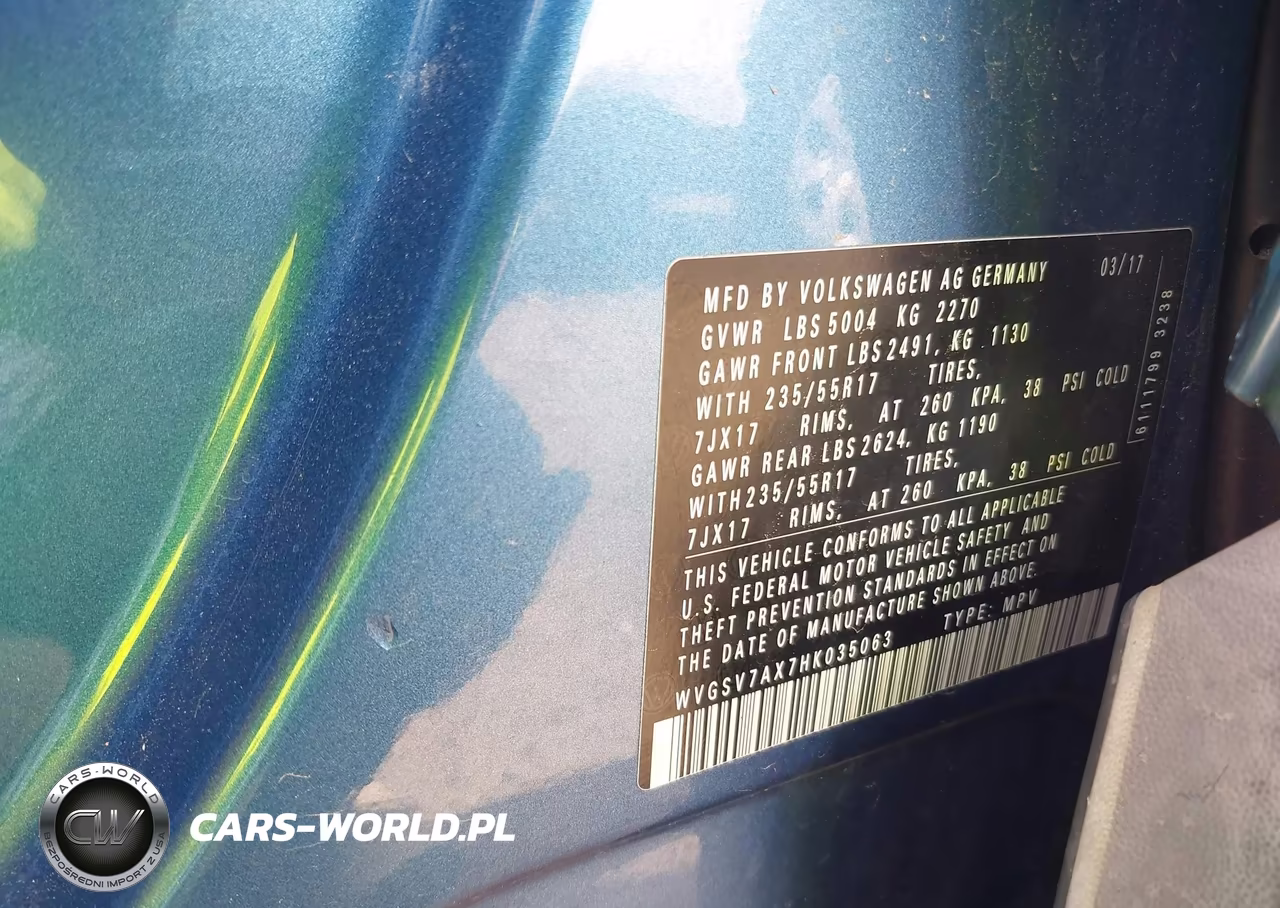 2017 Volkswagen Tiguan 2.0T Wolfsburg Edition VIN:WVGSV7AX7HK035063 - 9