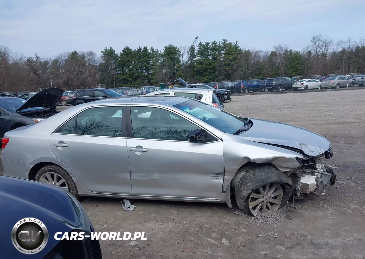 2012 Toyota Camry Xle VIN:4T4BF1FK8CR215730 - 13