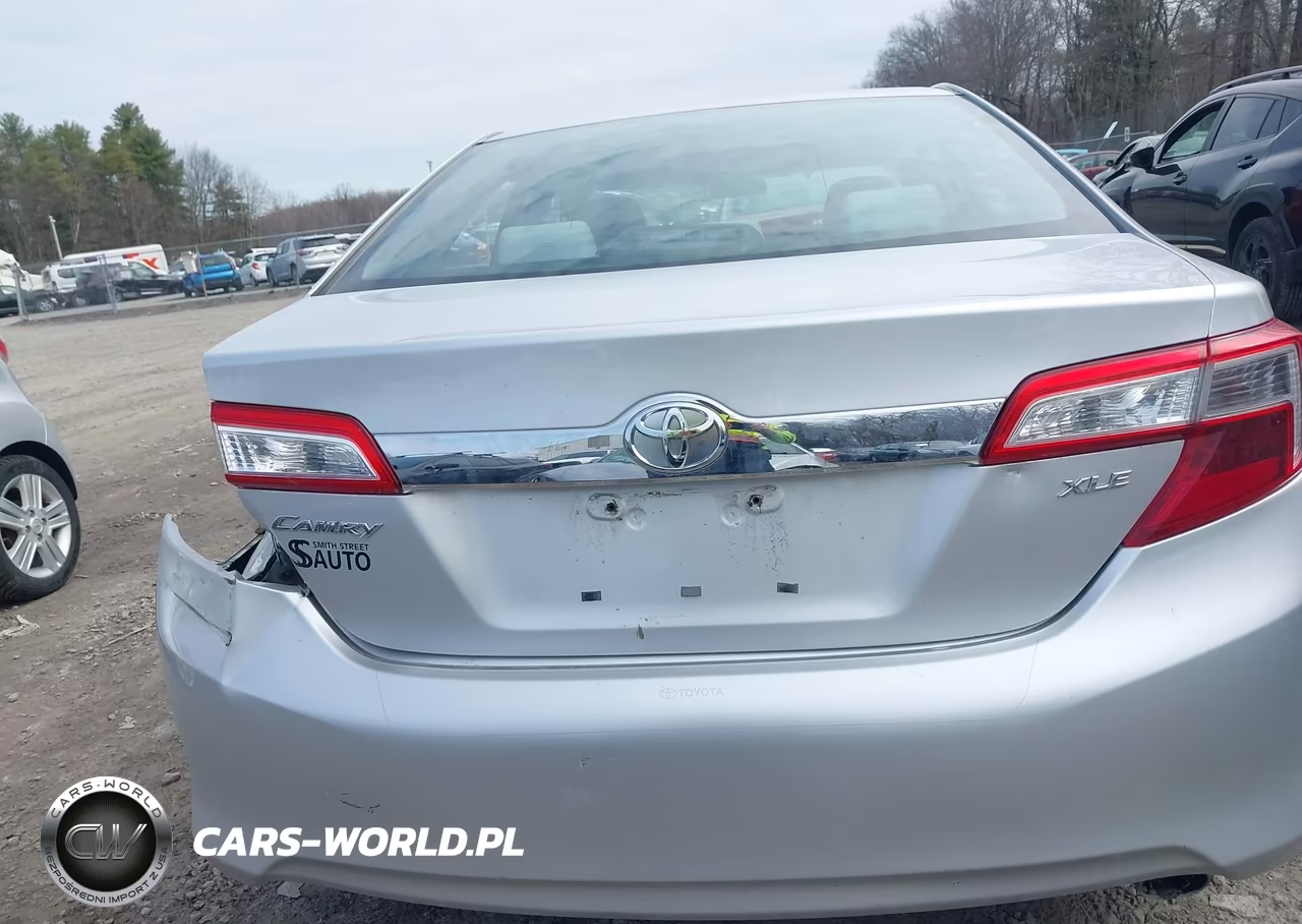 2012 Toyota Camry Xle VIN:4T4BF1FK8CR215730 - 16