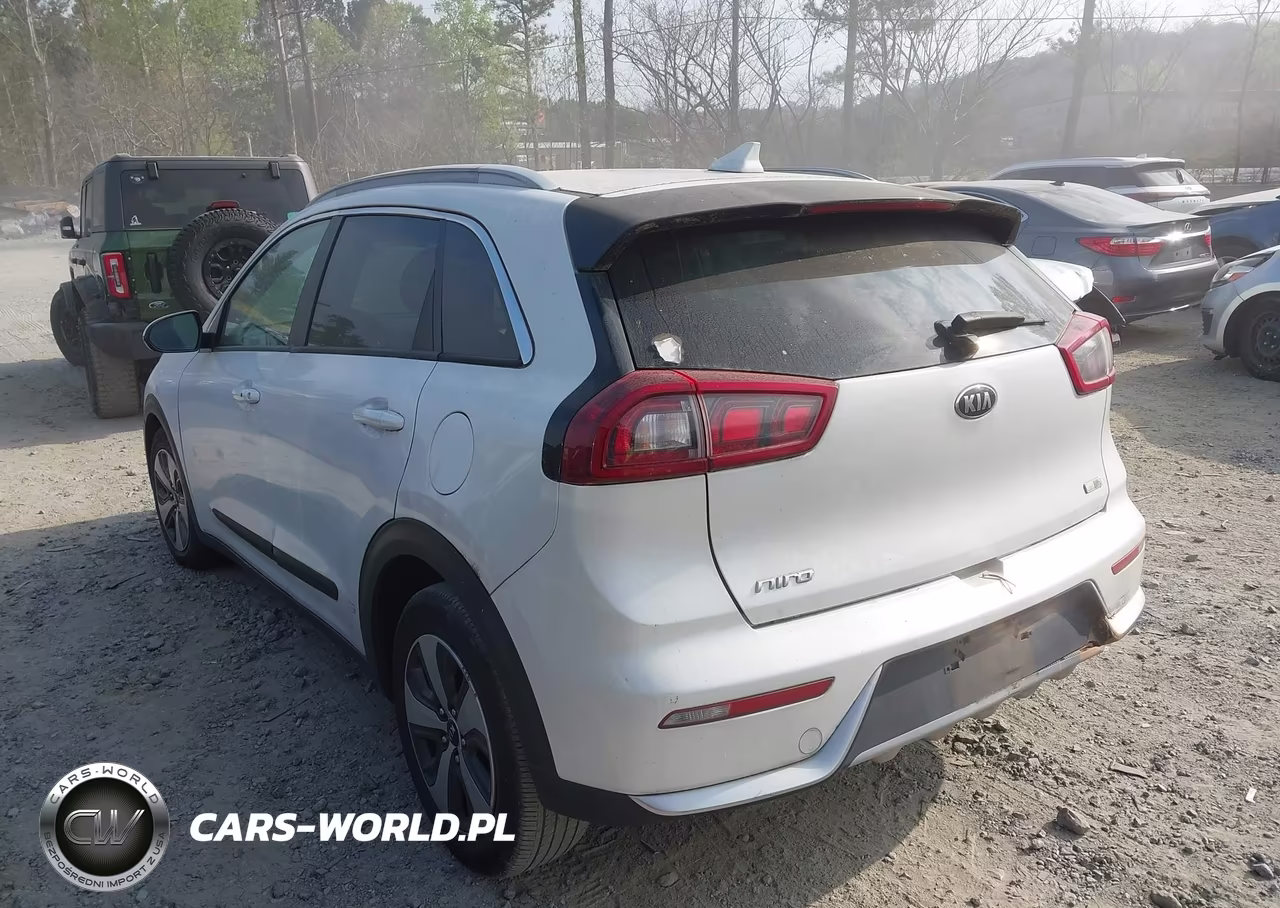 2018 Kia Niro Lx VIN:KNDCB3LC4J5171482 - 3