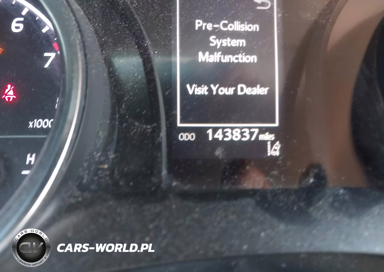 2018 Toyota Camry L VIN:4T1B11HK2JU052284 - 16