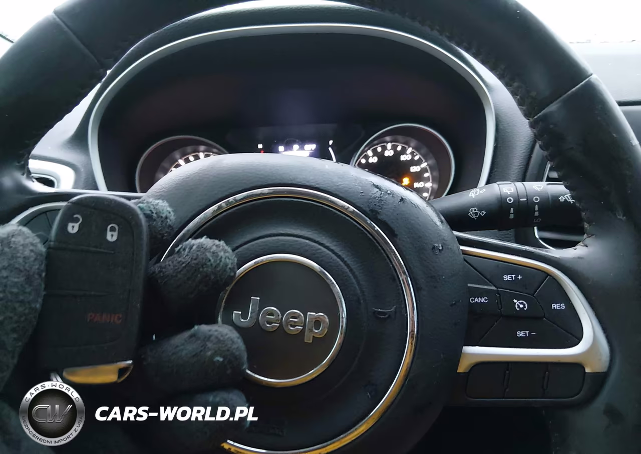 2018 Jeep Compass Latitude Fwd VIN:3C4NJCBB3JT356174 - 11