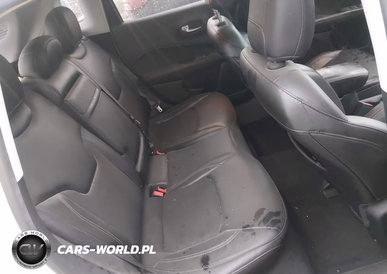 2018 Jeep Compass Latitude Fwd VIN:3C4NJCBB3JT356174 - 8