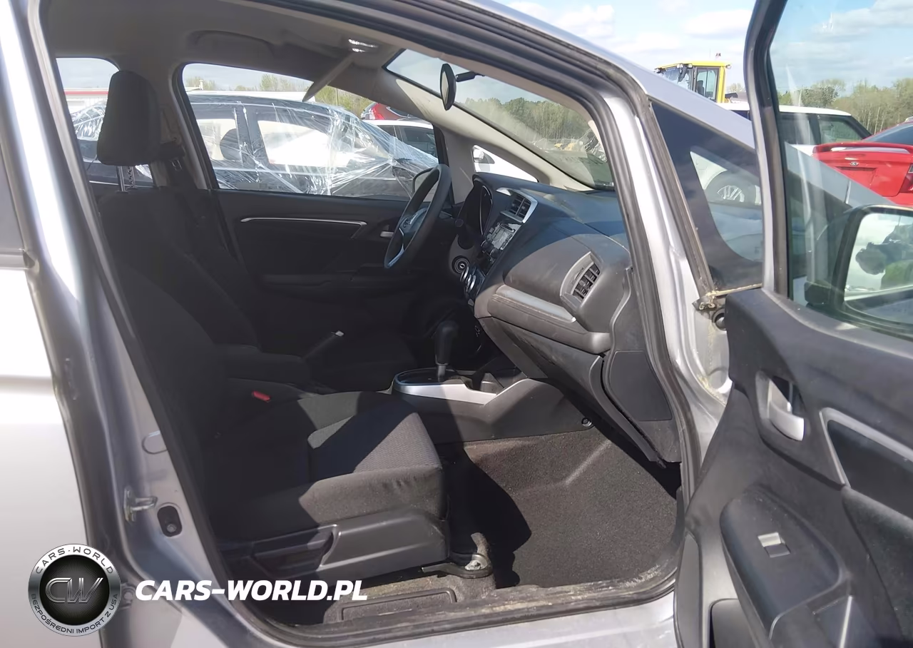 2019 Honda Fit Lx VIN:3HGGK5H46KM743714 - 5