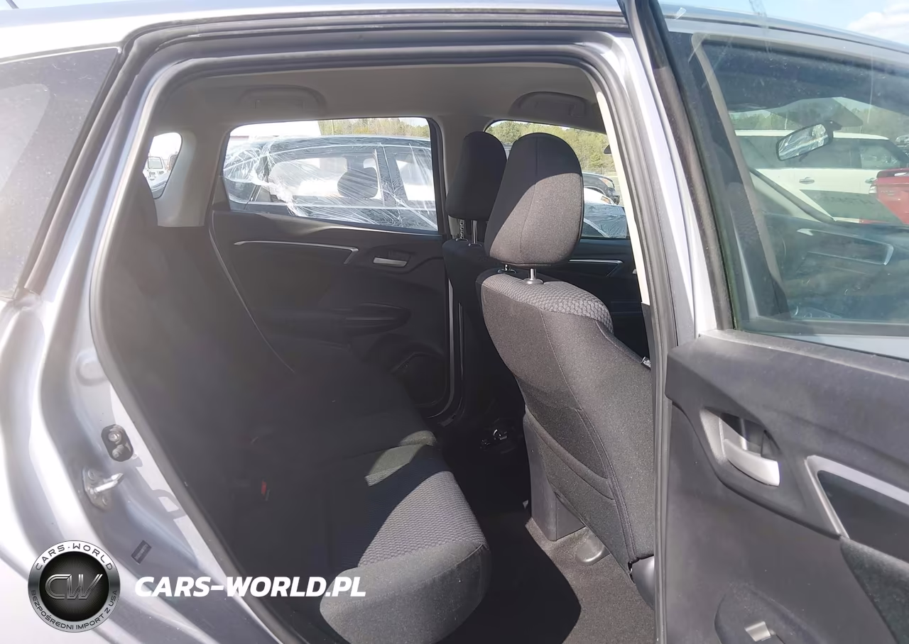 2019 Honda Fit Lx VIN:3HGGK5H46KM743714 - 8