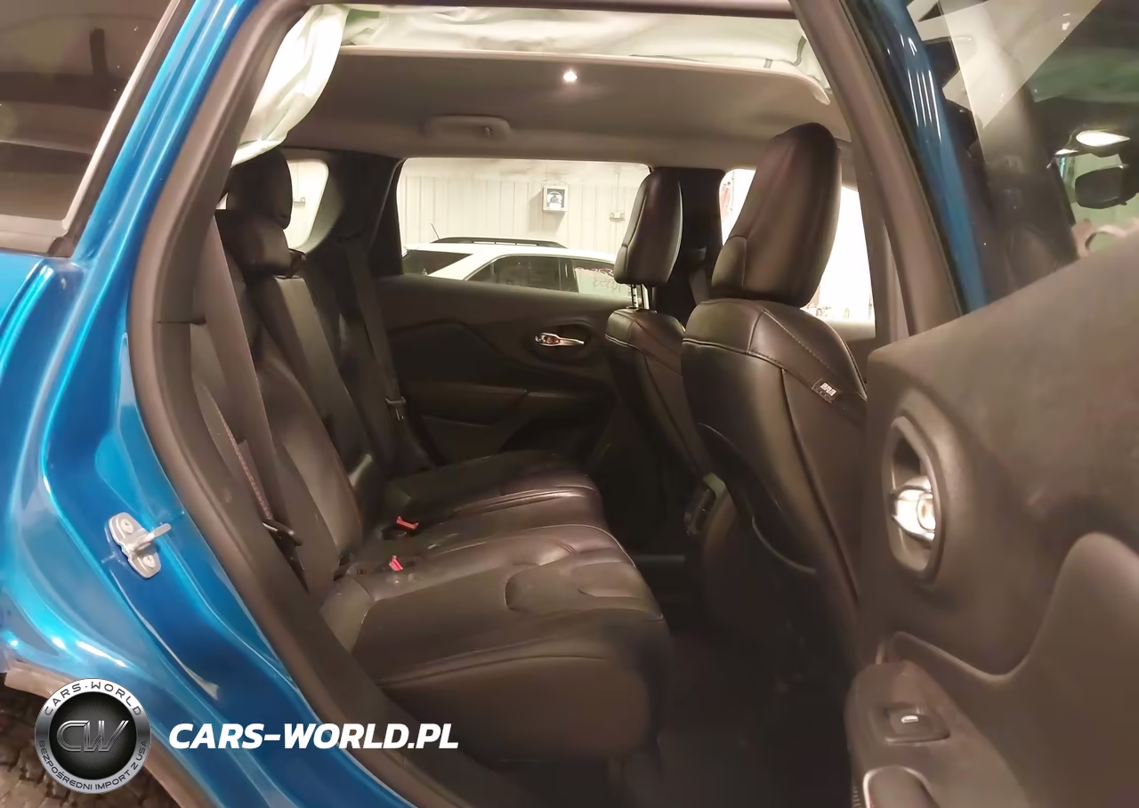 2022 Jeep Cherokee Trailhawk 4X4 VIN:1C4PJMBX0ND513388 - 8