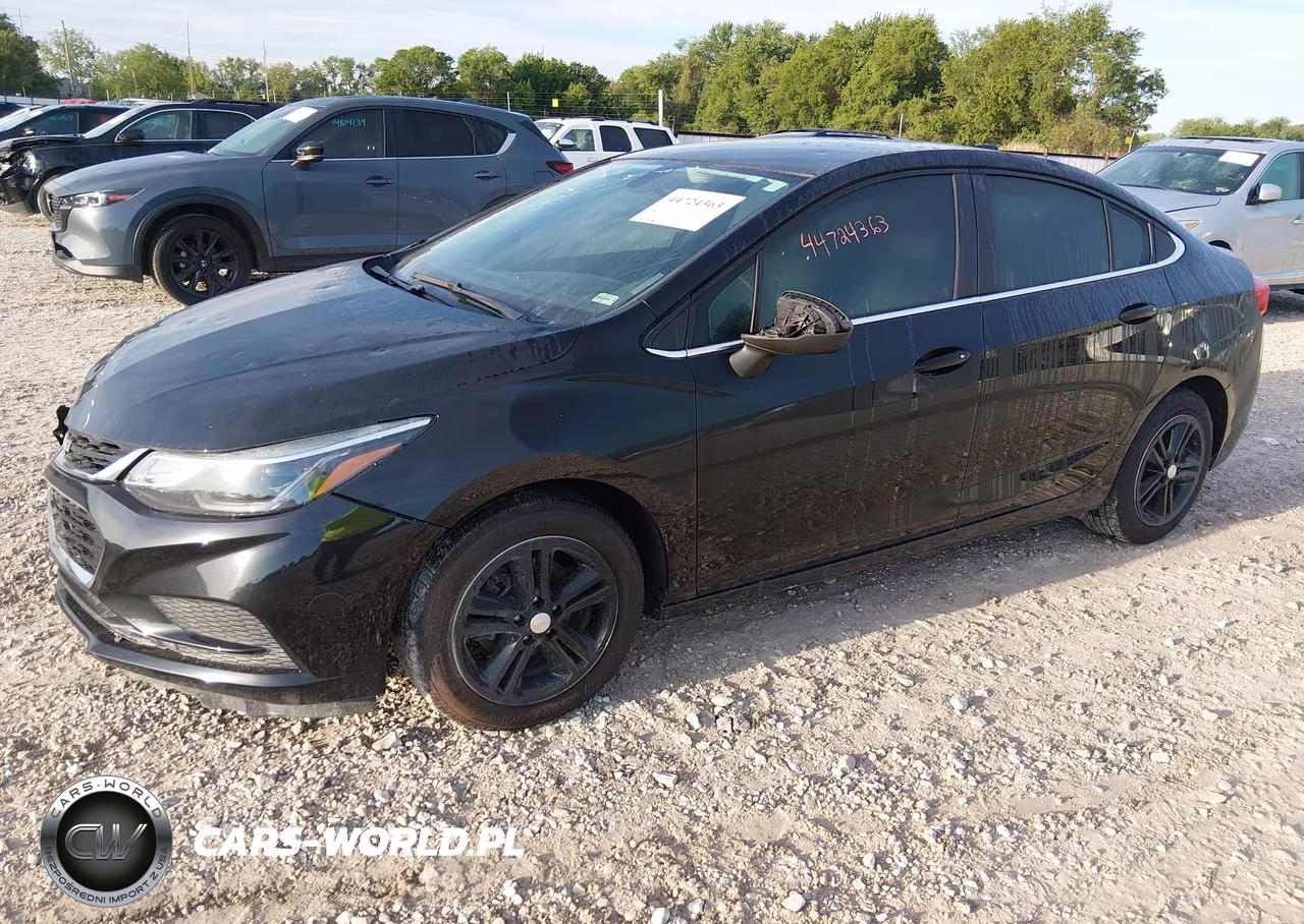 2017 Chevrolet Cruze Lt Auto VIN:1G1BE5SM0H7136051 - 2