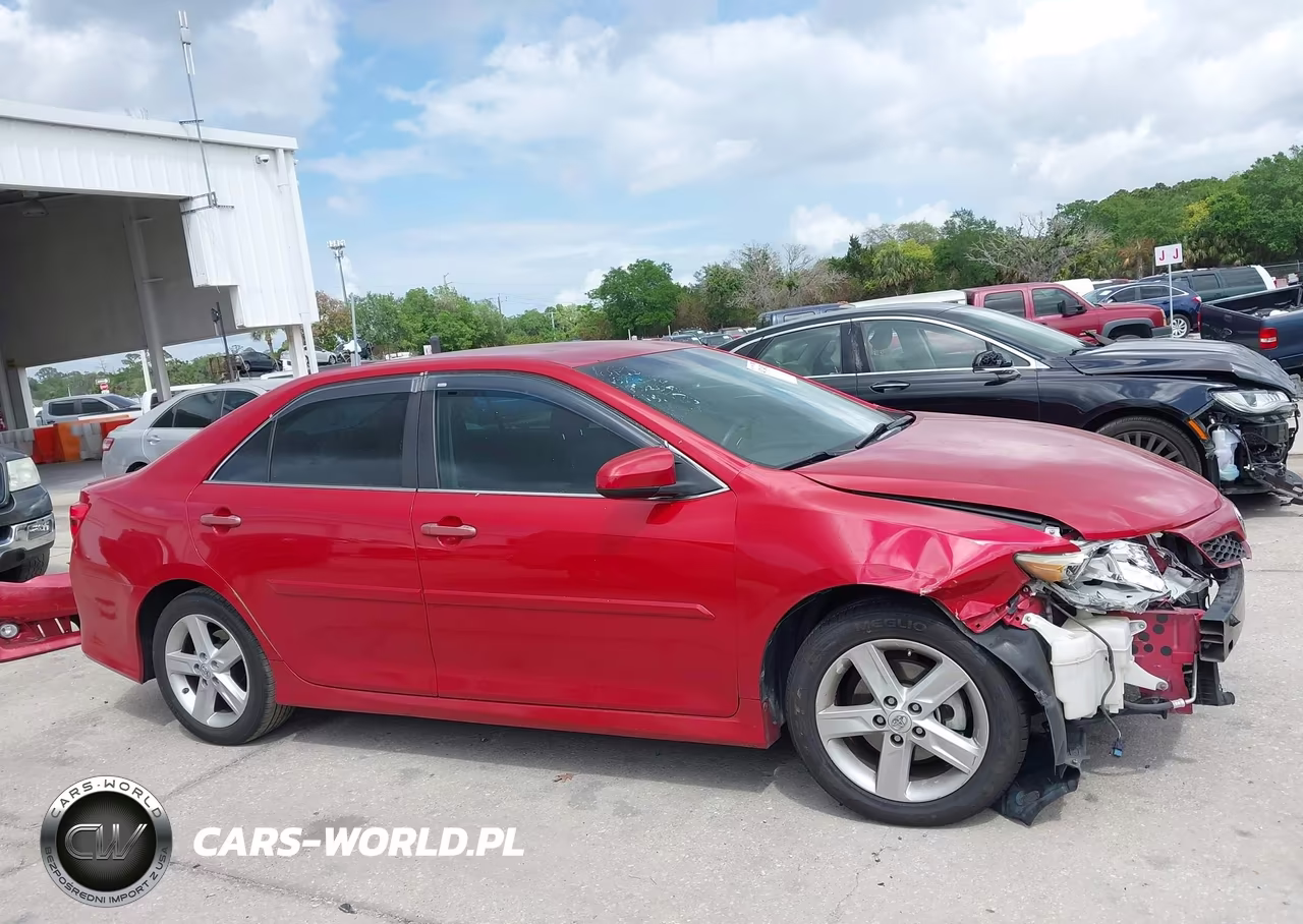 2014 Toyota Camry Se VIN:4T1BF1FK7EU764333 - 13