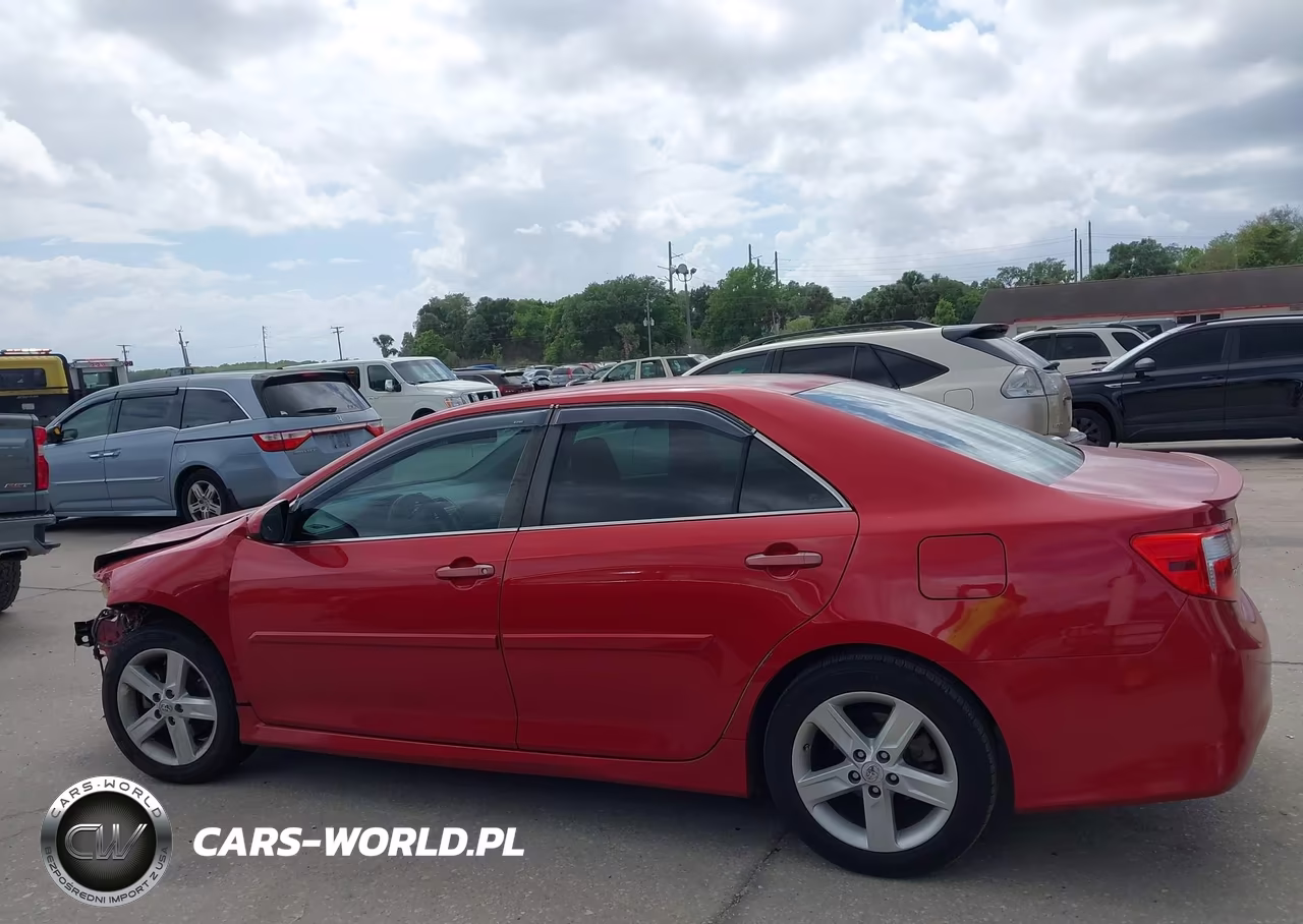 2014 Toyota Camry Se VIN:4T1BF1FK7EU764333 - 14
